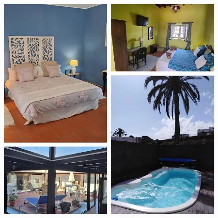 Casona La Orilla 1908 Bed and Breakfast