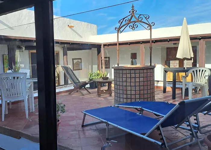 Casona La Orilla 1908 3* Tias